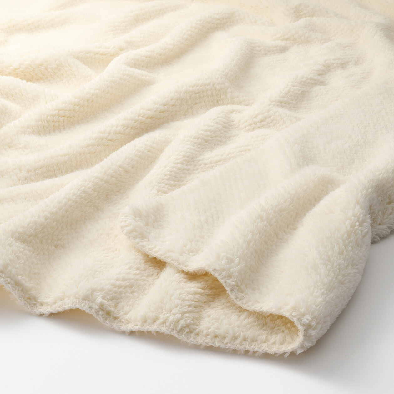 Koc ciepły 180x200 cm kremowy