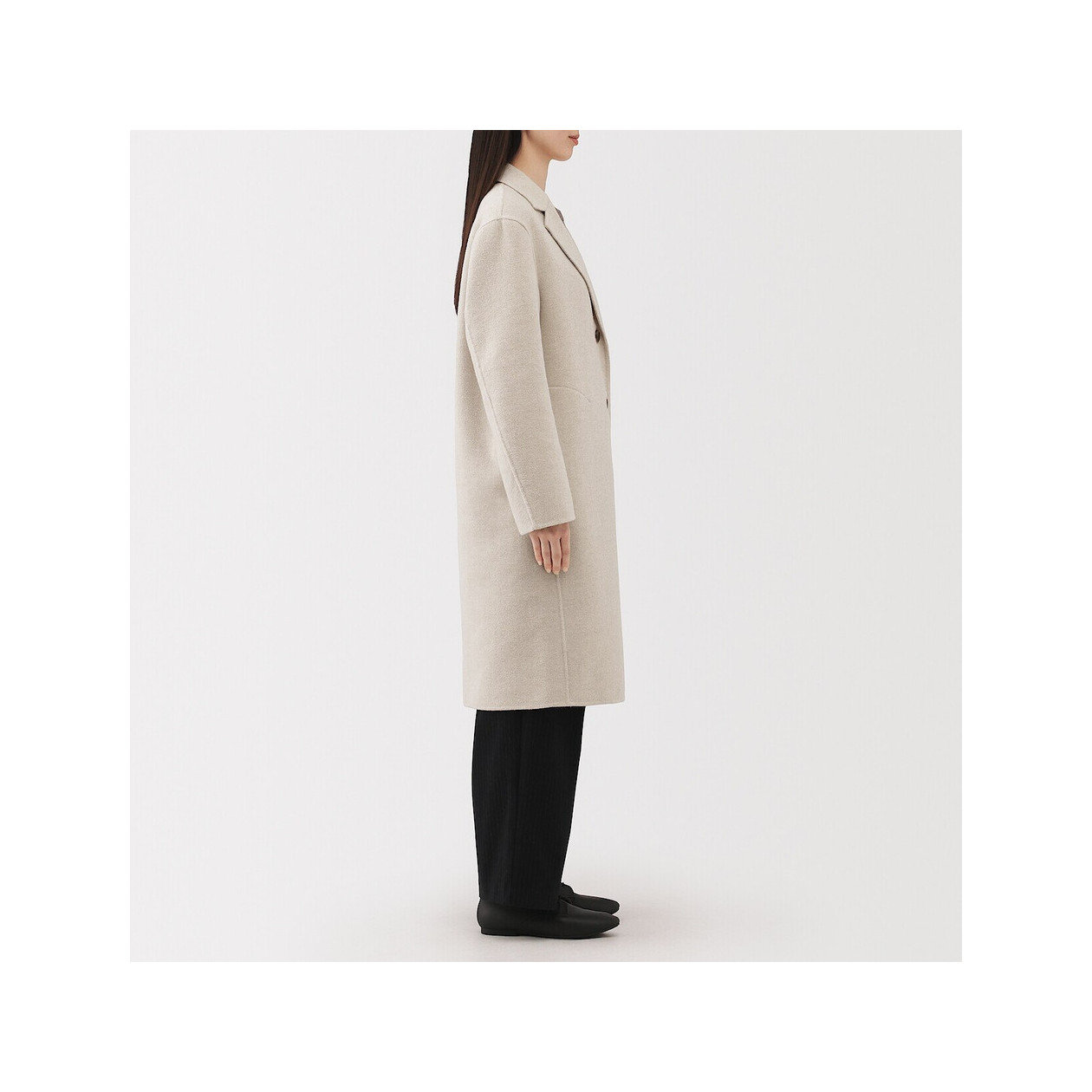 Płaszcz z wełną merino czarny