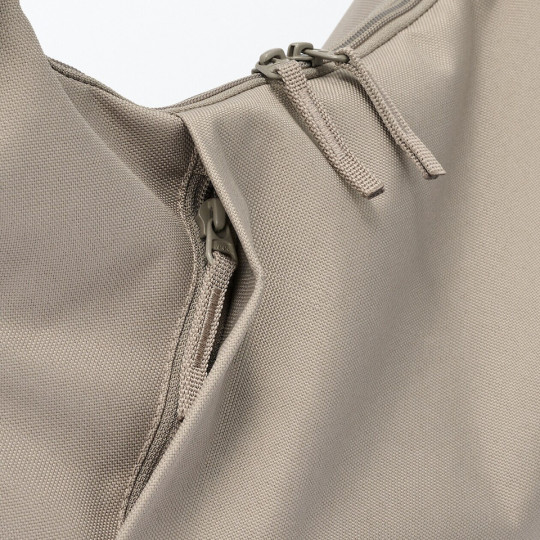 Torba listonoszka miękka wodoodporna beżowa