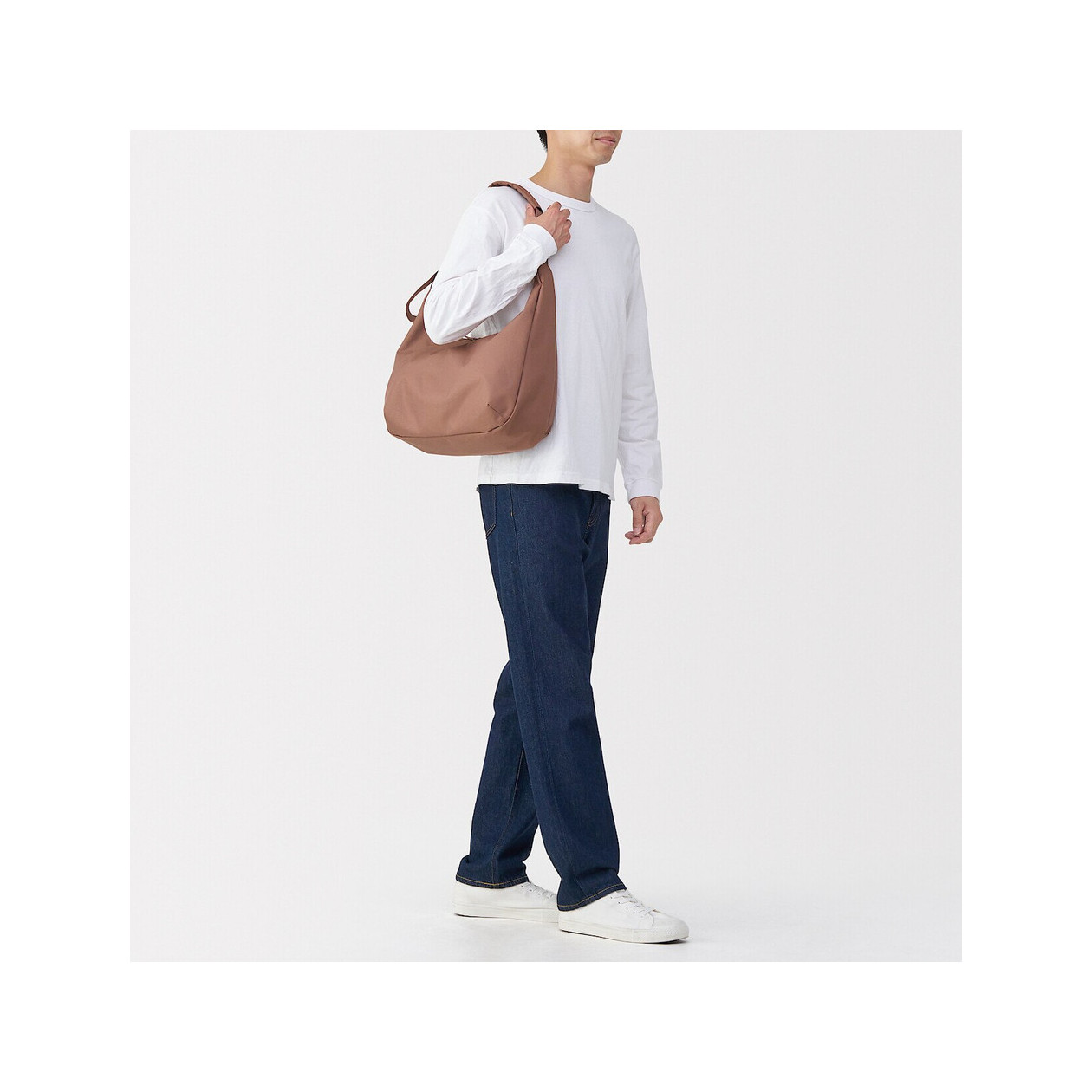 Torba listonoszka miękka wodoodporna brązowa