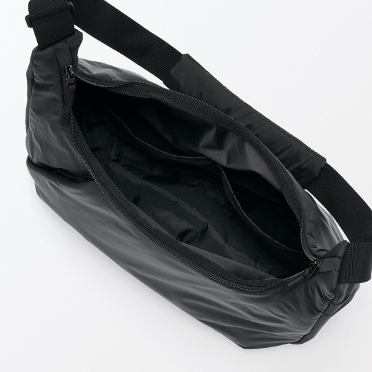 Torba z recyklingu wodoodporna miękka czarna