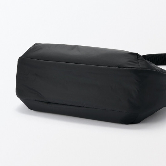 Torba z recyklingu wodoodporna miękka czarna