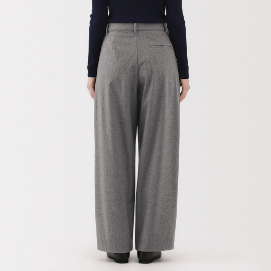 Spodnie z zakładkami szerokie czarne