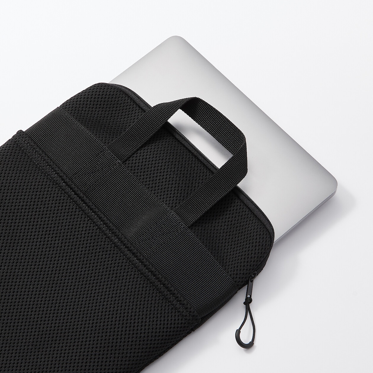 Pokrowiec na tablet 17 x 25 cm czarny