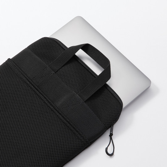 Pokrowiec na tablet 17 x 25 cm czarny