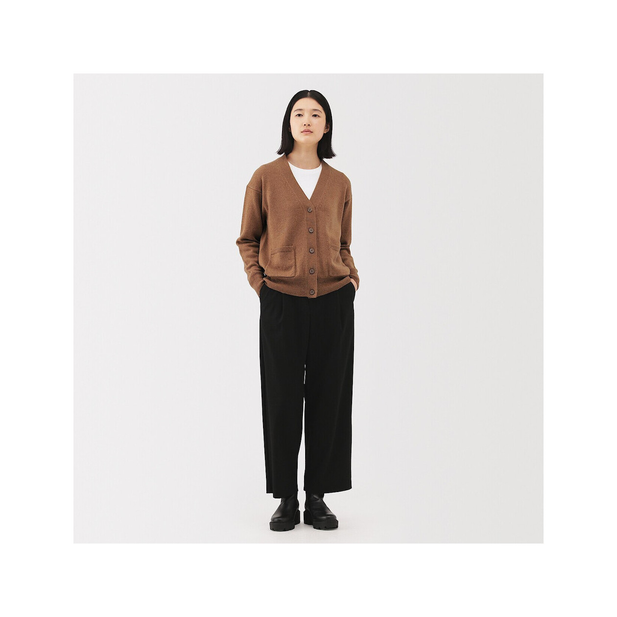 Kardigan wełniany camel