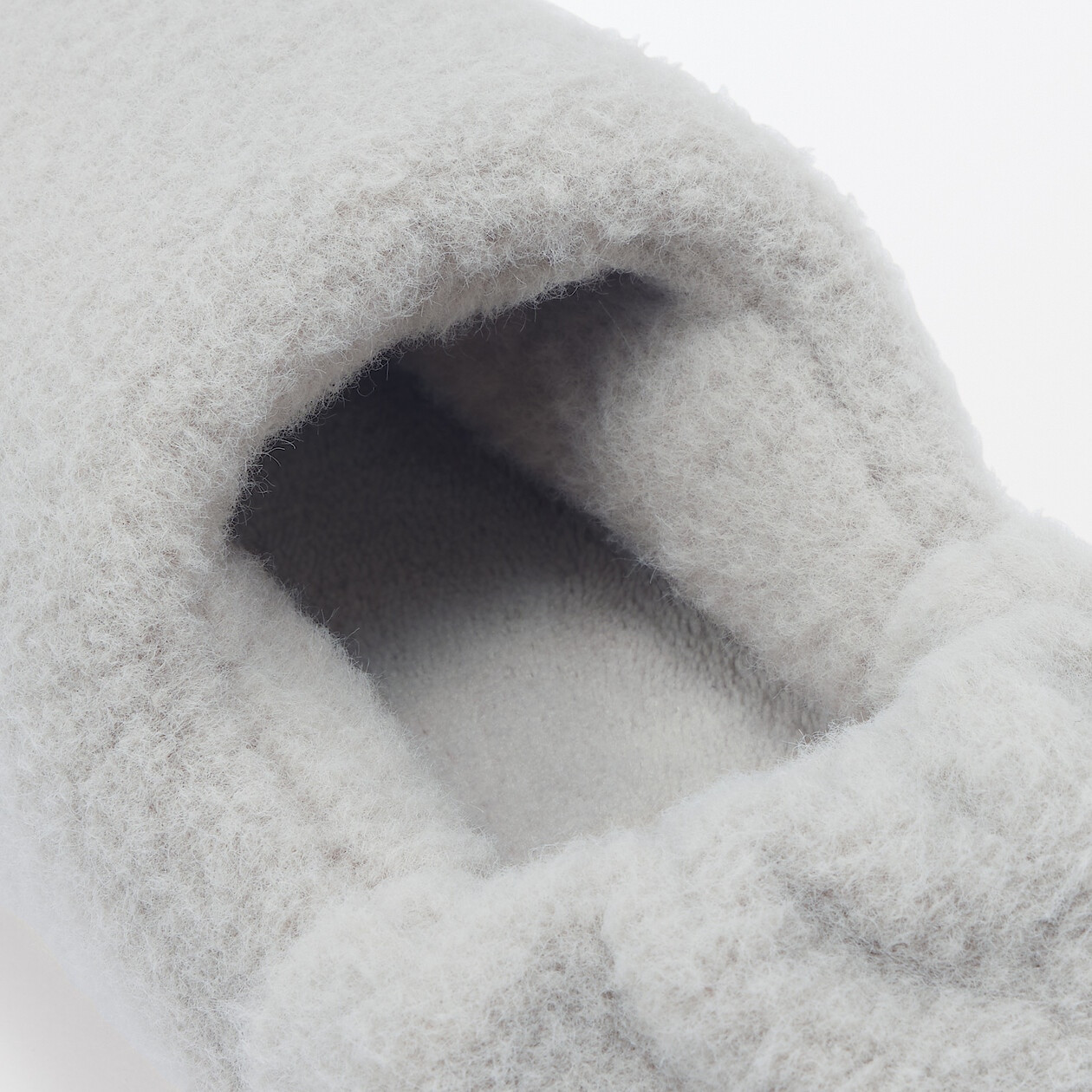 Kapcie ciepłe jasnoszare