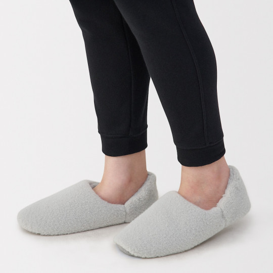 Kapcie ciepłe jasnoszare