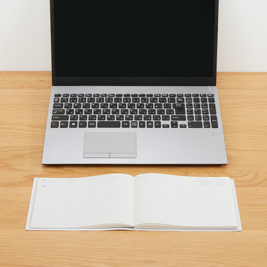 Kalendarz 2026 tygodniowy poziomy B5 winylowy biały