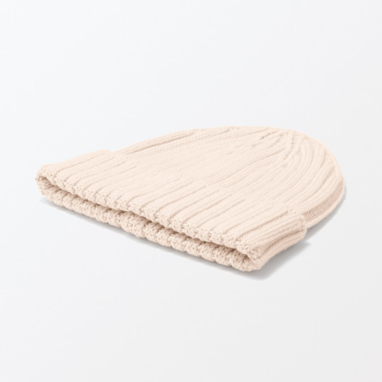 Czapka beanie wełniana niegryząca kremowa