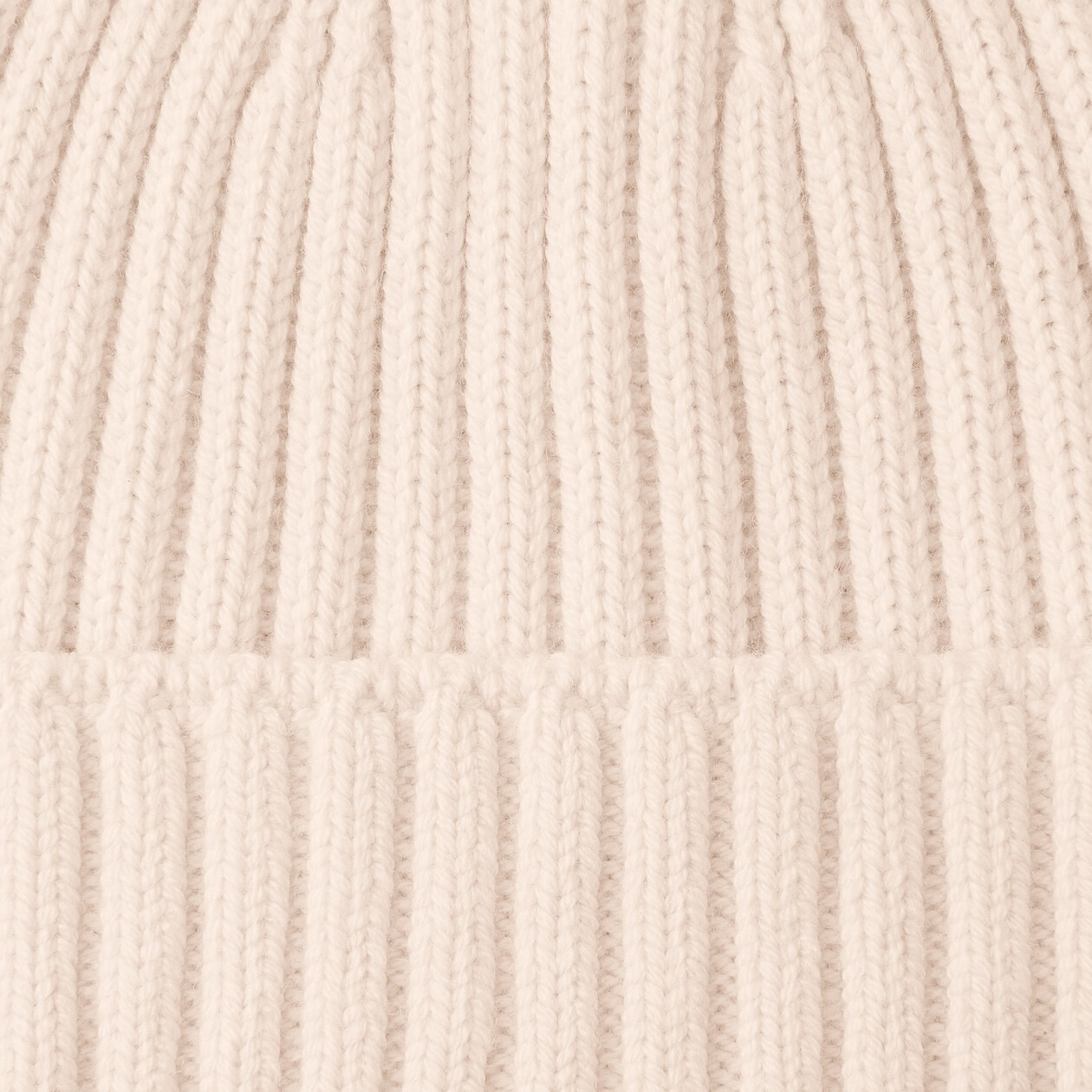 Czapka beanie wełniana niegryząca kremowa