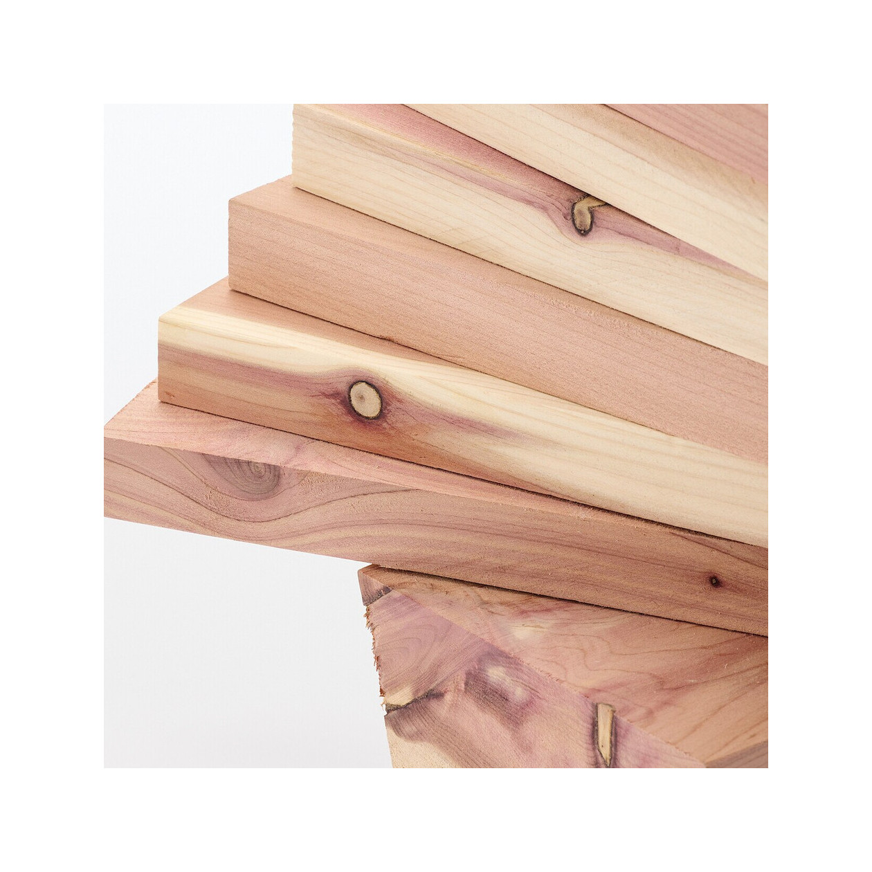 Choinka z bloczków z odzyskanego drewna cedrowego