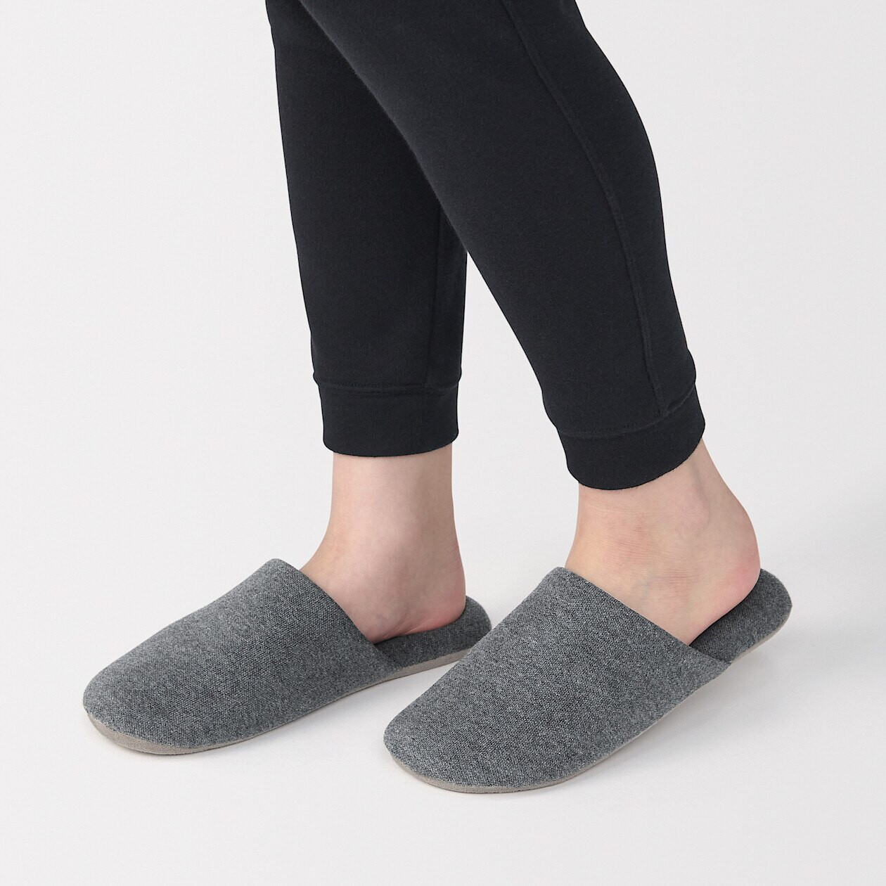 Kapcie z jerseyu szare