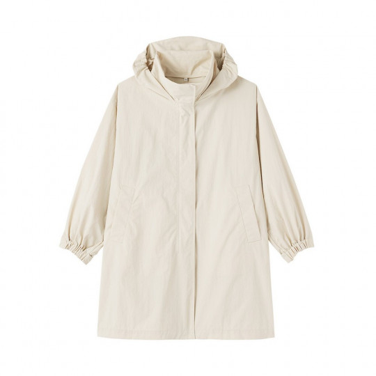 Płaszcz wodoodporny kremowy