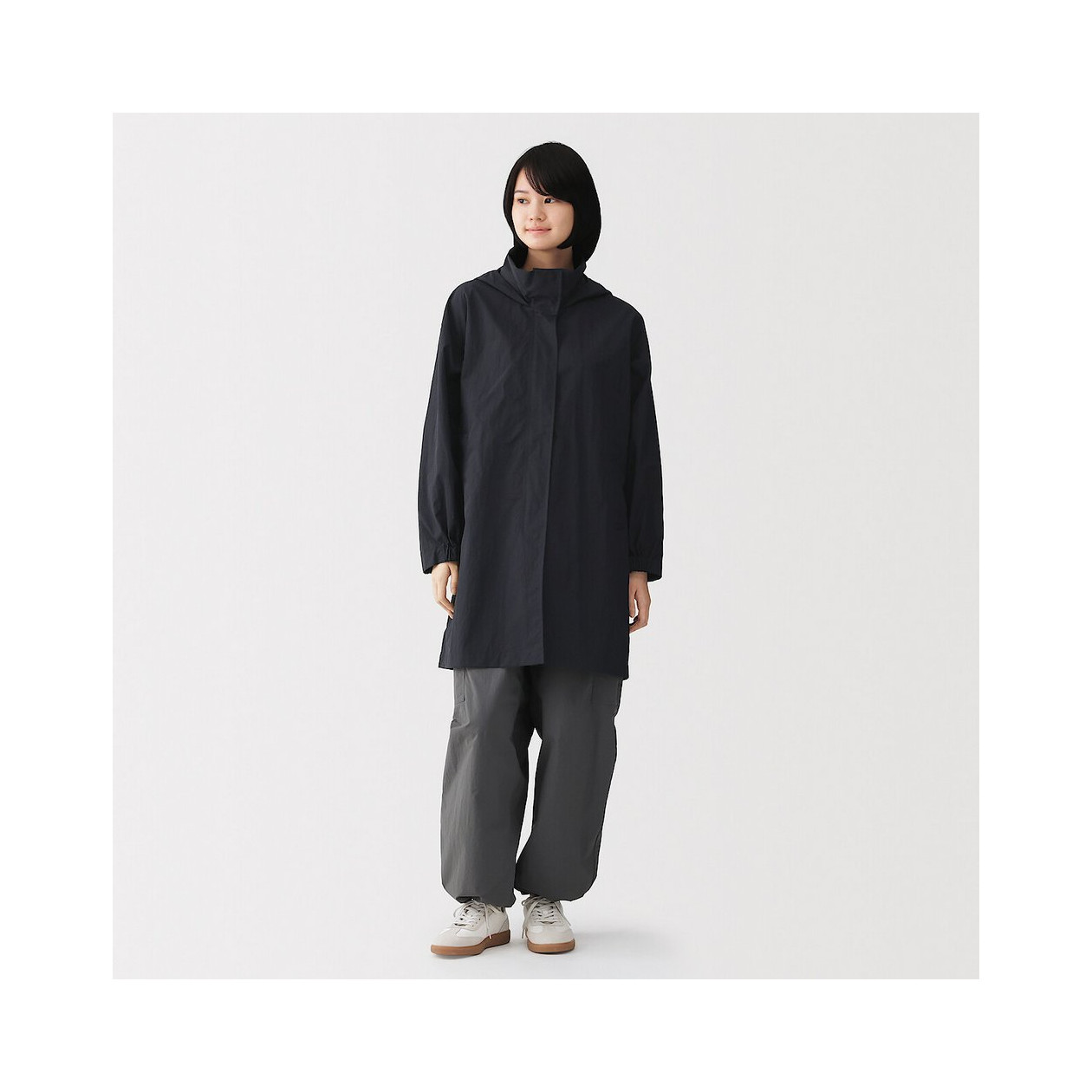 Płaszcz wodoodporny granatowy