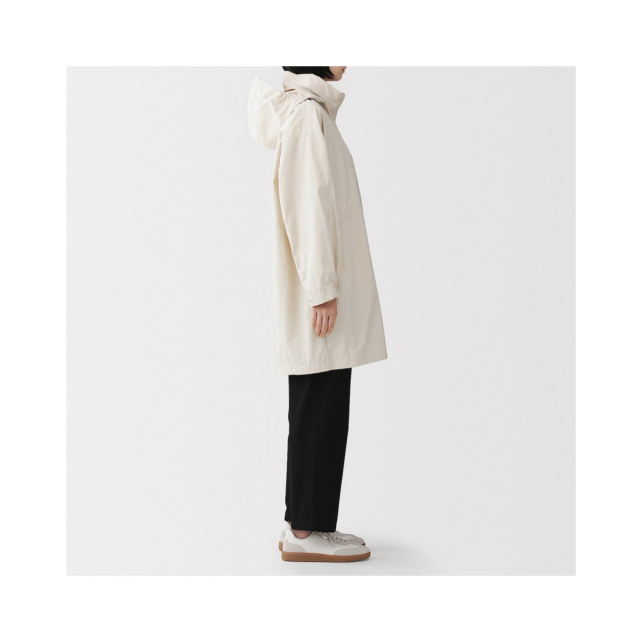 Płaszcz wodoodporny granatowy