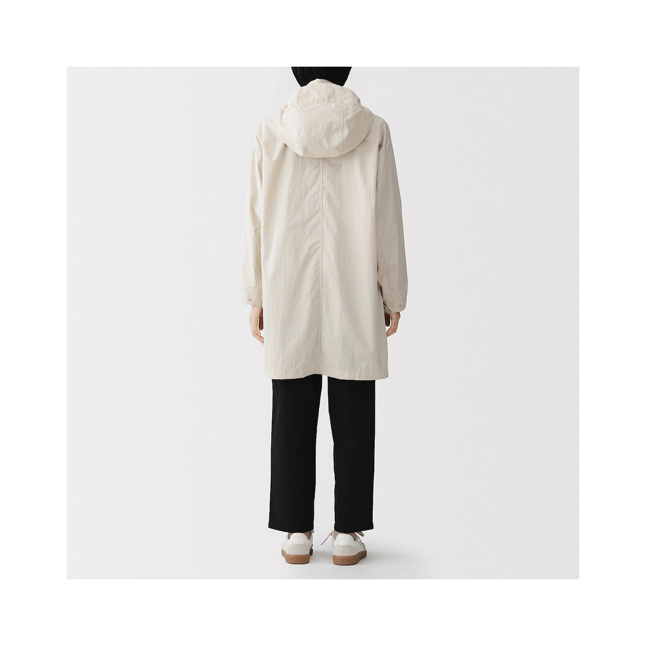 Płaszcz wodoodporny granatowy