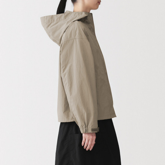 Kurtka wodoodporna kremowa