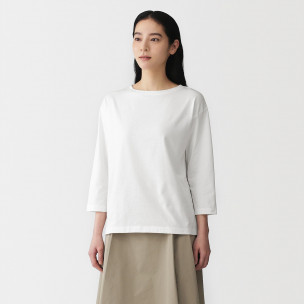 Bluzka z dekoltem w łódkę...