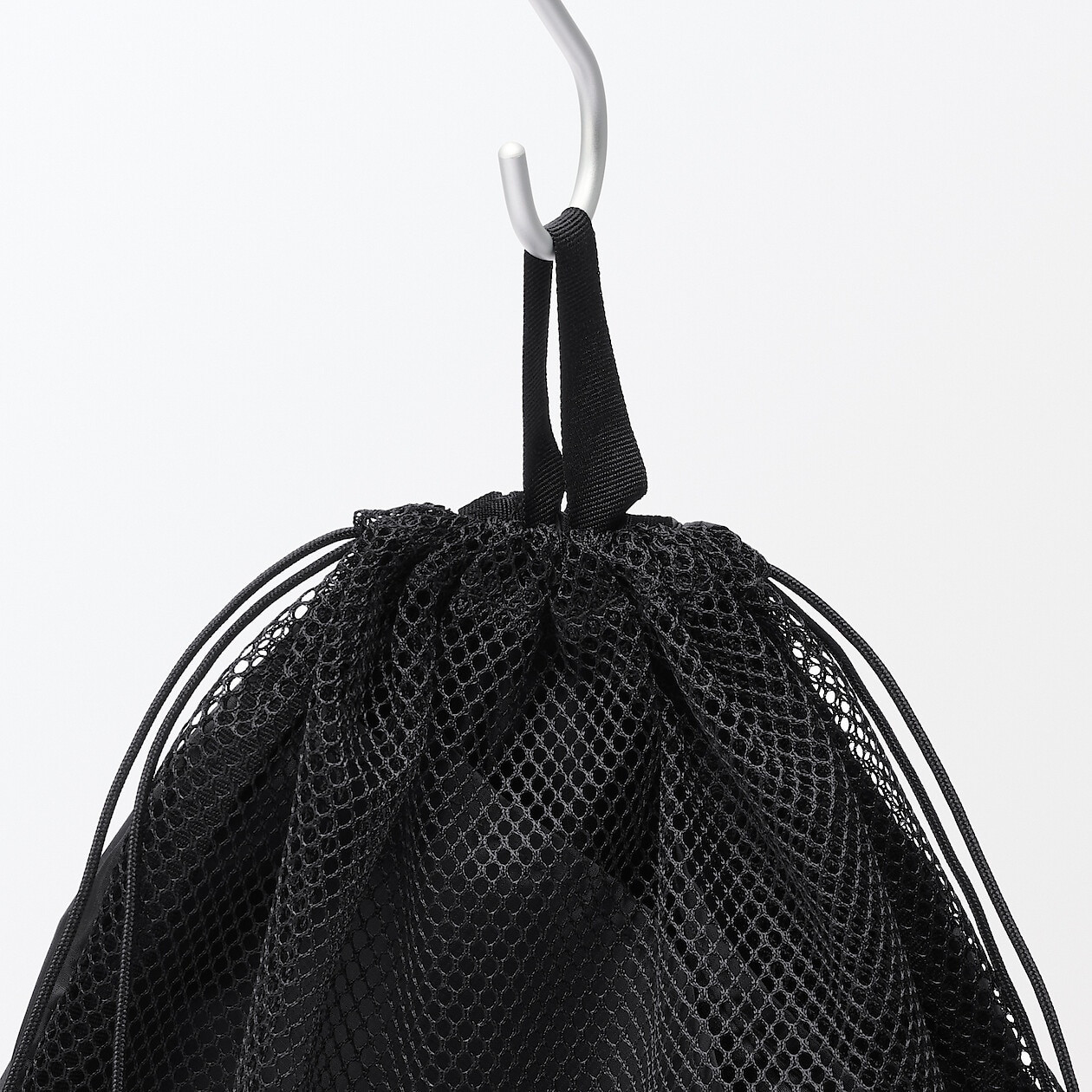 Worek ściągany z siatki czarny L