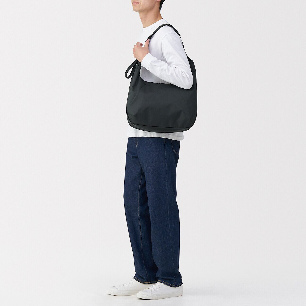 Torba listonoszka wodoodporna miękka czarna