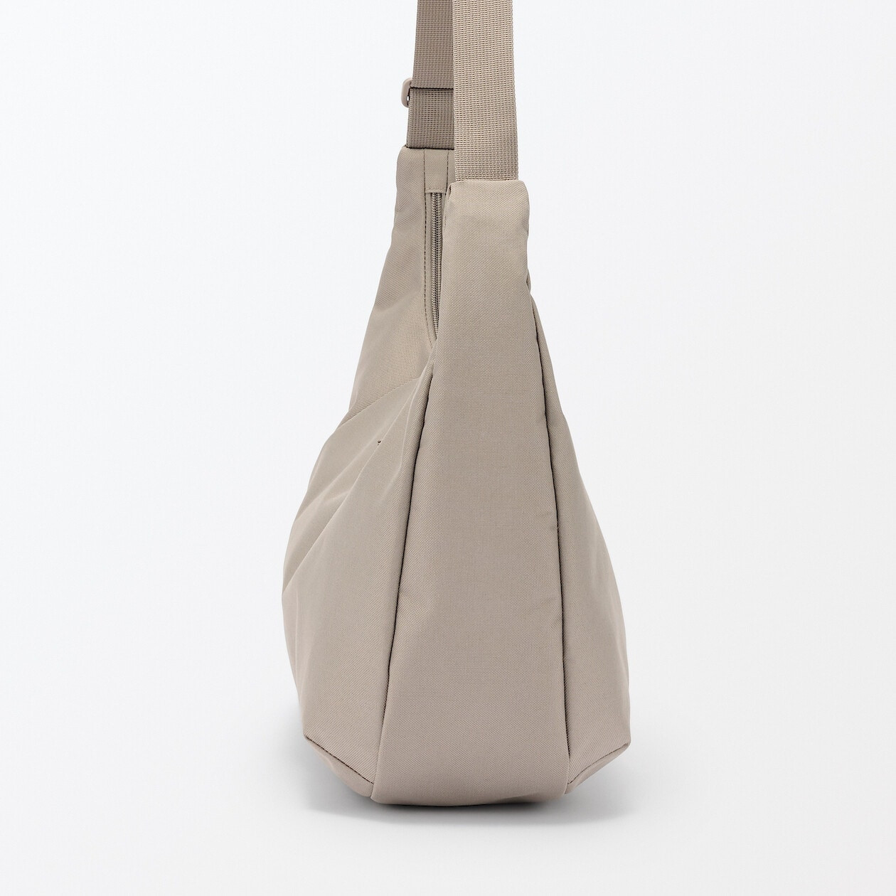 Torba listonoszka wodoodporna miękka beżowa