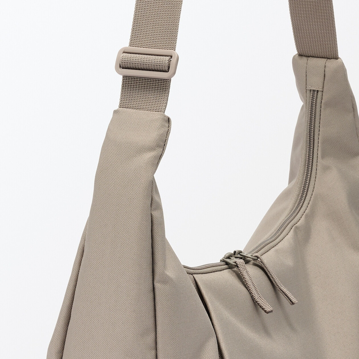 Torba listonoszka wodoodporna miękka beżowa