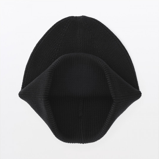 Czapka z jedwabiem czarna