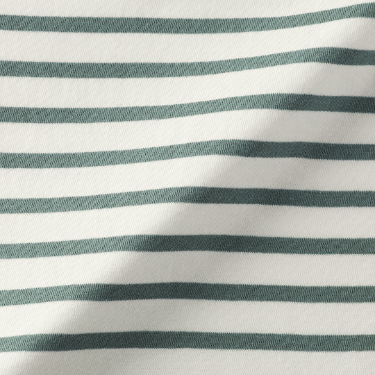 Bluzka z dekoltem w łódkę i krótkim rękawem w zielone paski