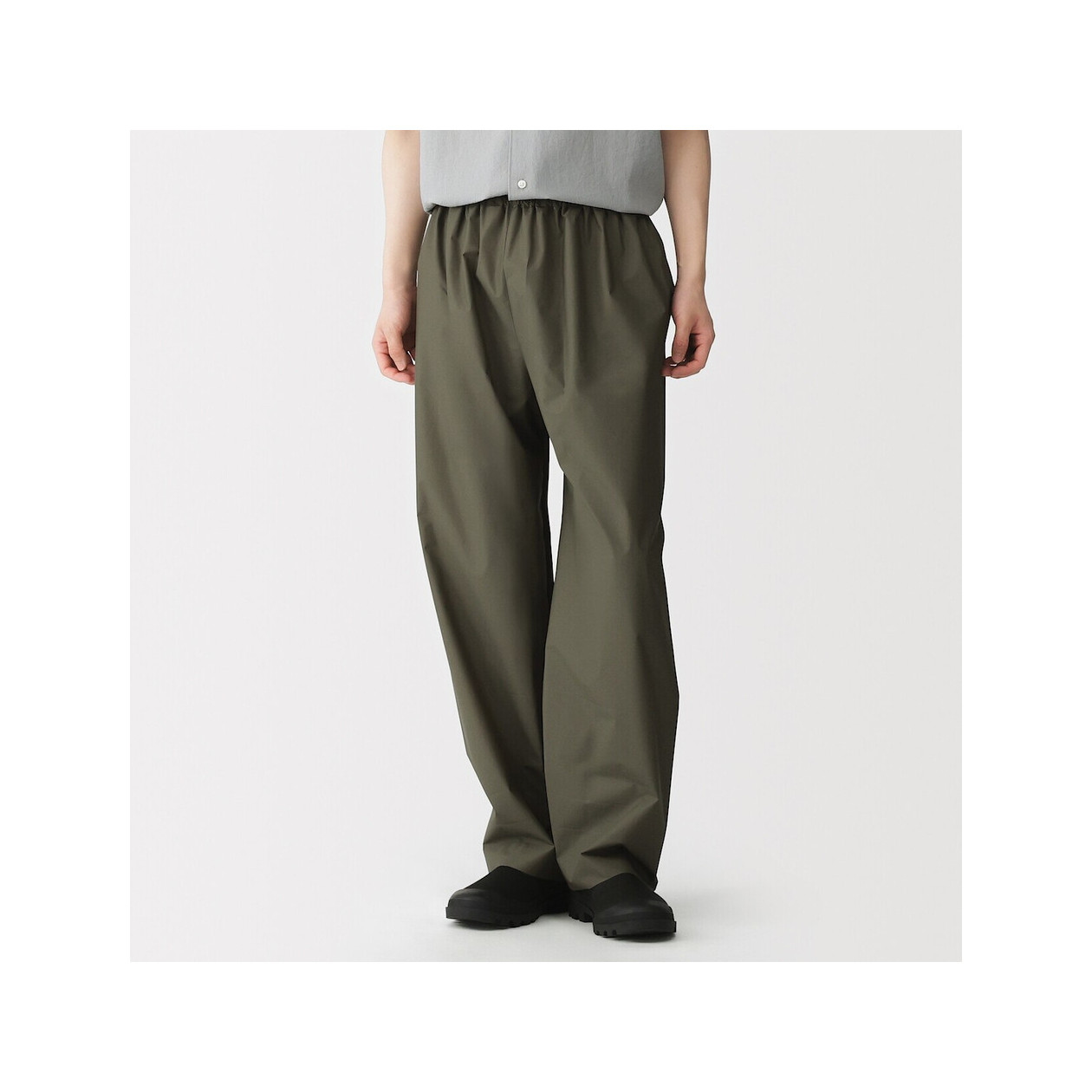 Spodnie przeciwdeszczowe docinane zielony