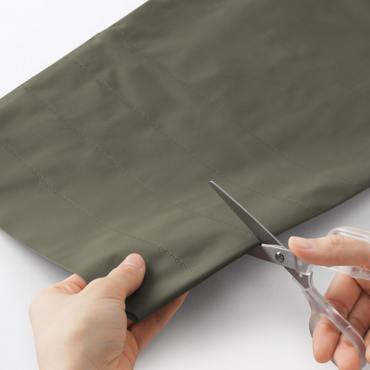 Spodnie przeciwdeszczowe docinane zielony