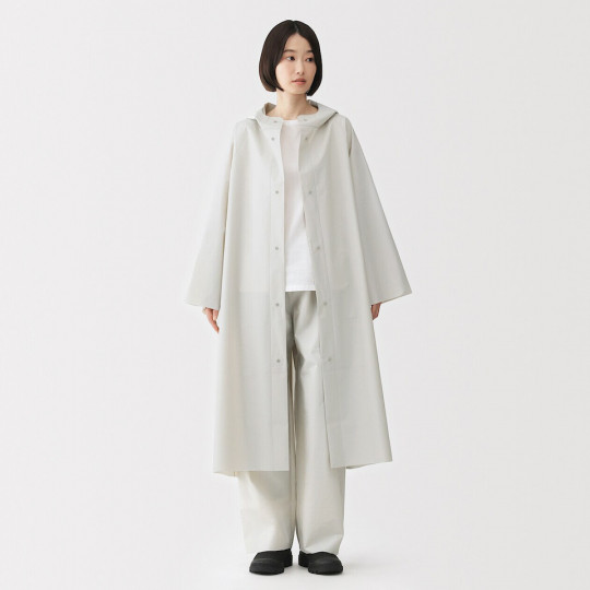 Spodnie przeciwdeszczowe docinane beżowy