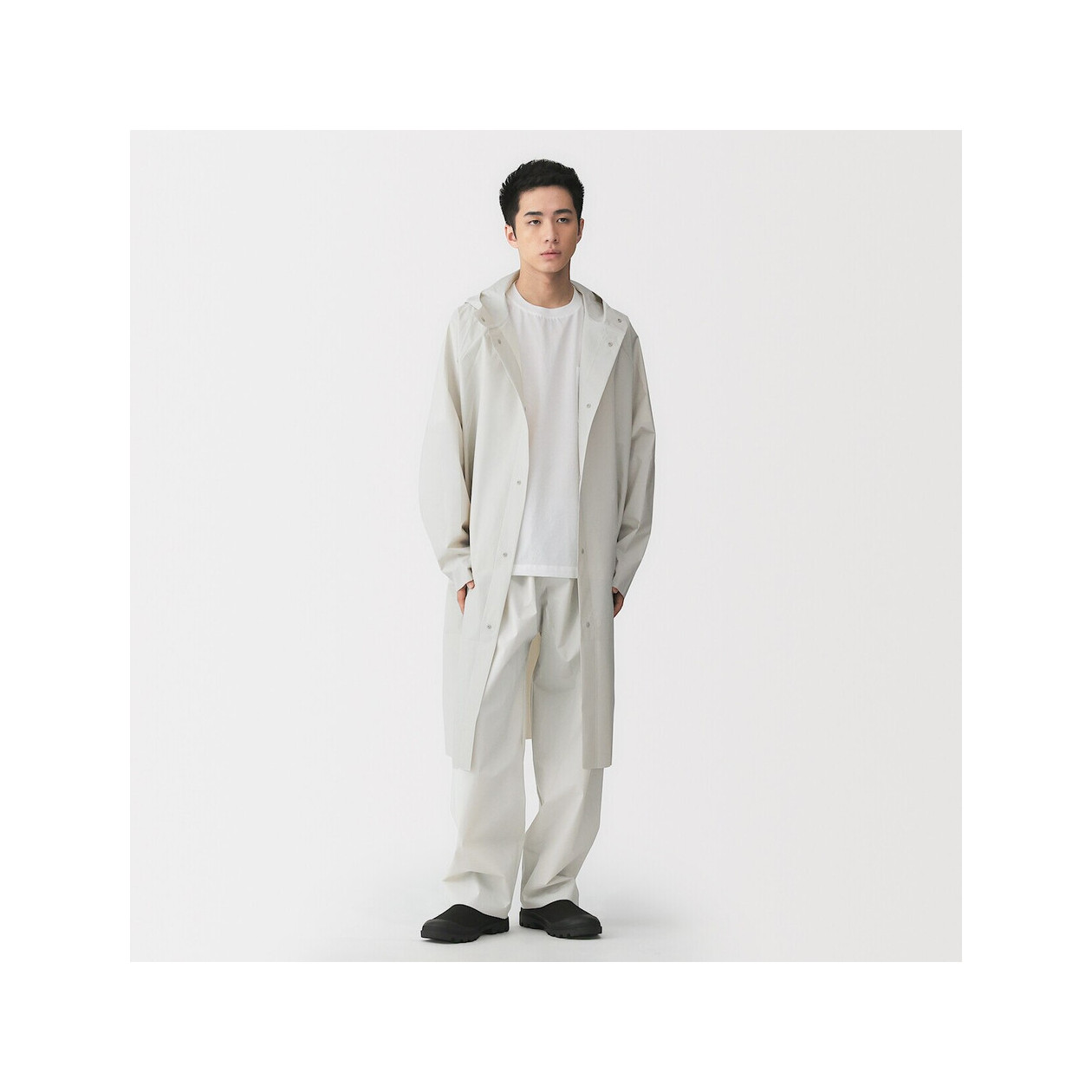 Spodnie przeciwdeszczowe docinane beżowy