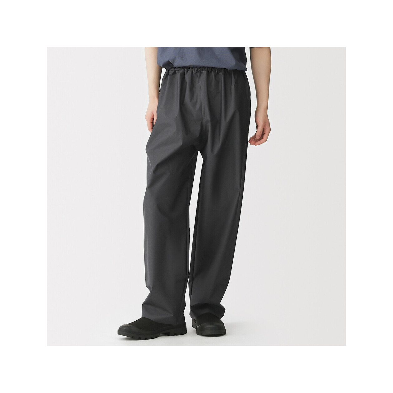 Spodnie przeciwdeszczowe docinane czarne