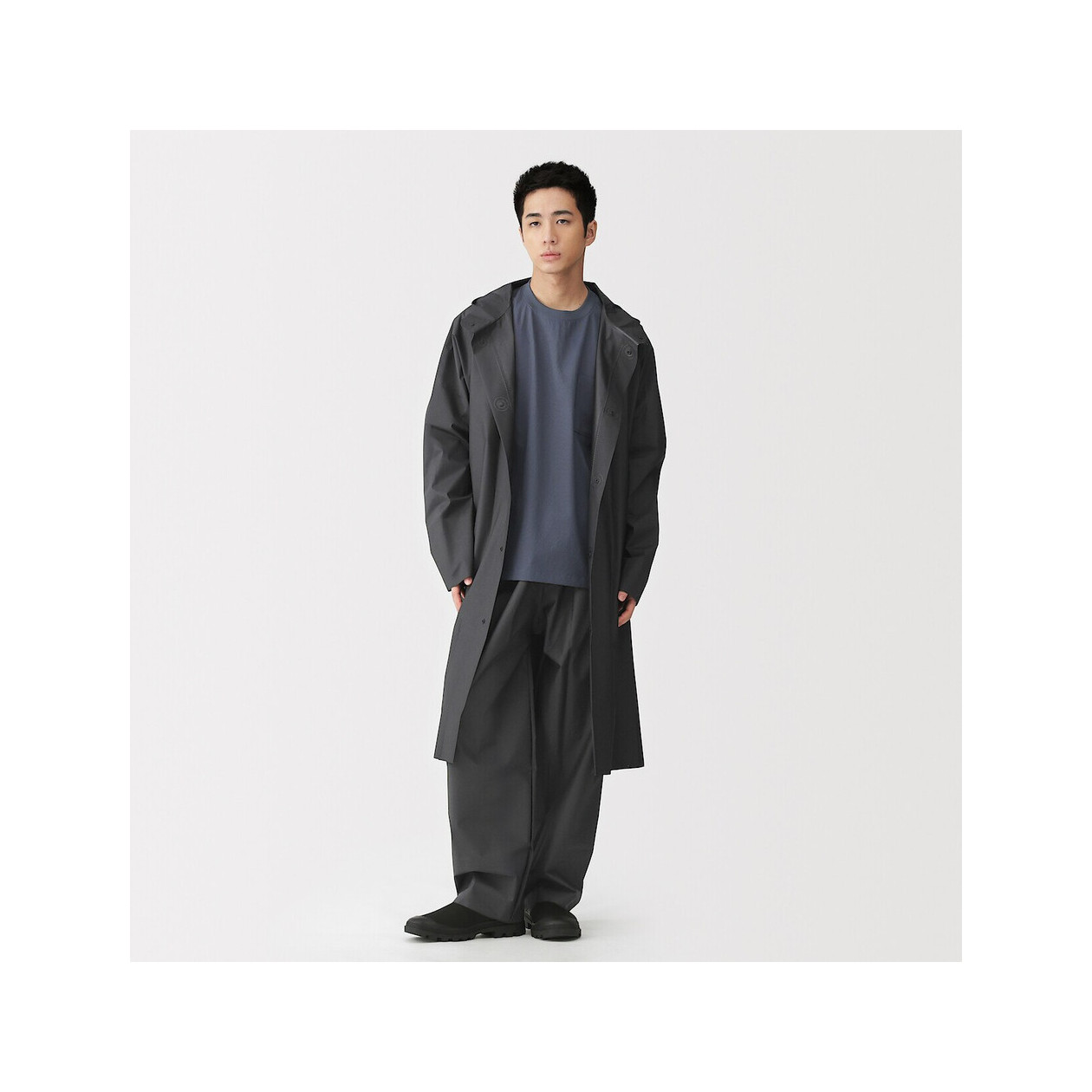 Spodnie przeciwdeszczowe docinane czarne