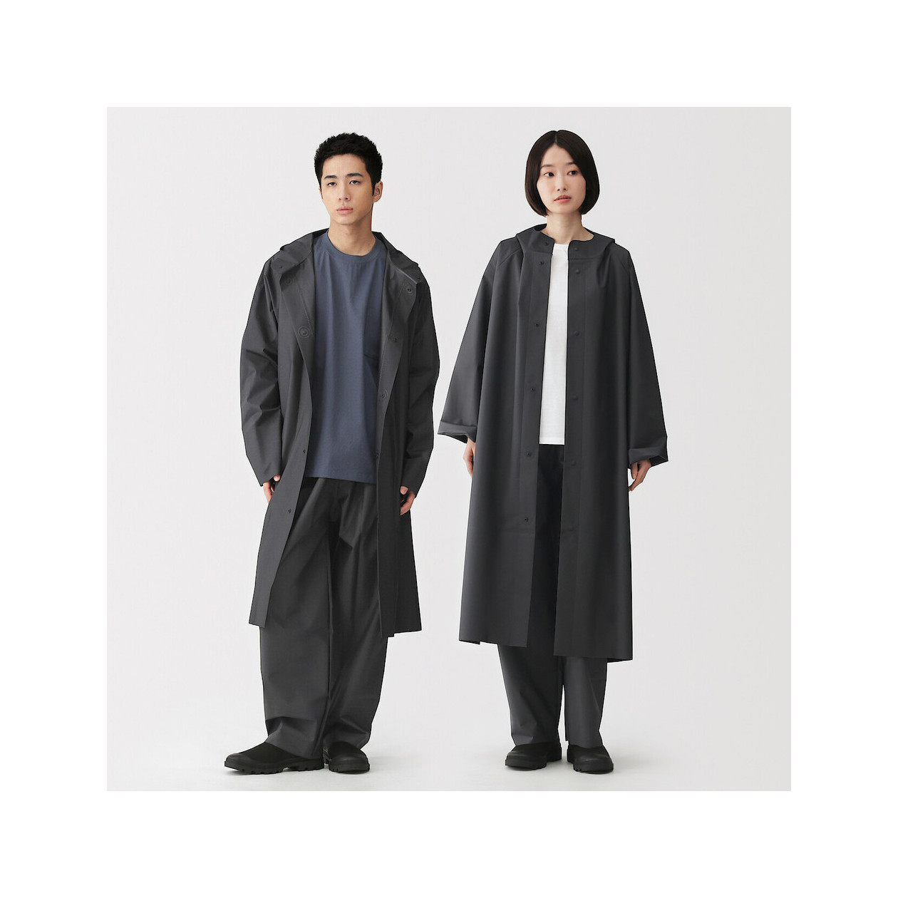 Płaszcz przeciwdeszczowy docinany czarny