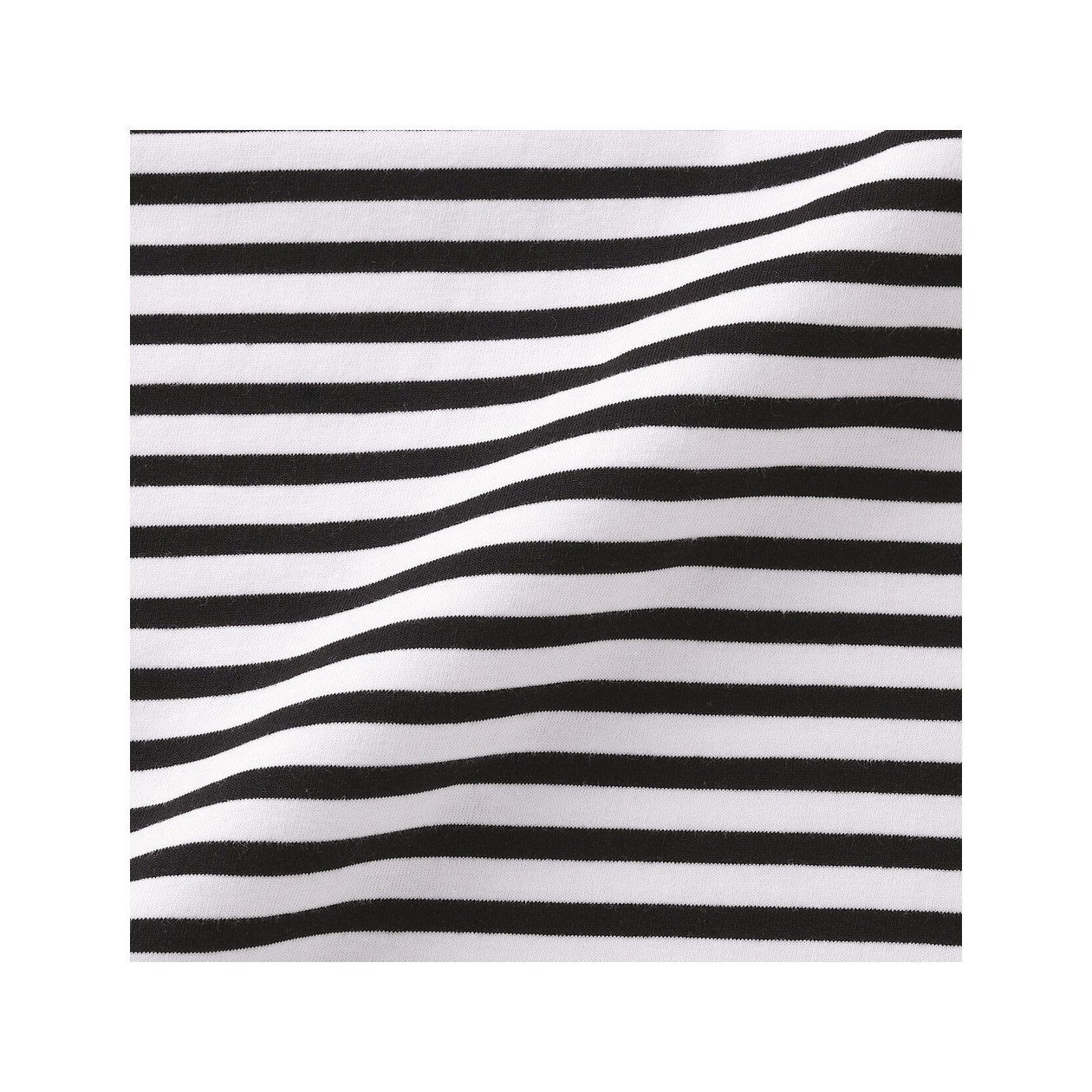 T-shirt w czarno-białe paski