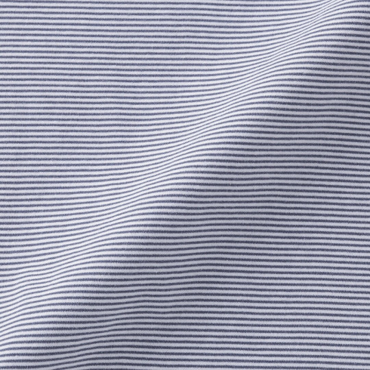 T-shirt w drobne biało niebieskie paski