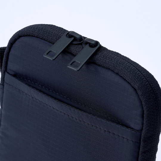 Etui z materiału spadochronowego 13x18 cm