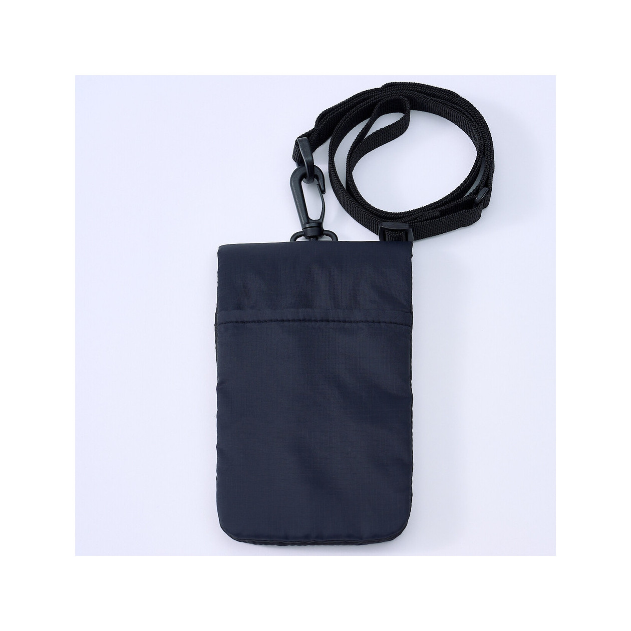 Saszetka z materiału spadochronowego z klapką 11x18 cm