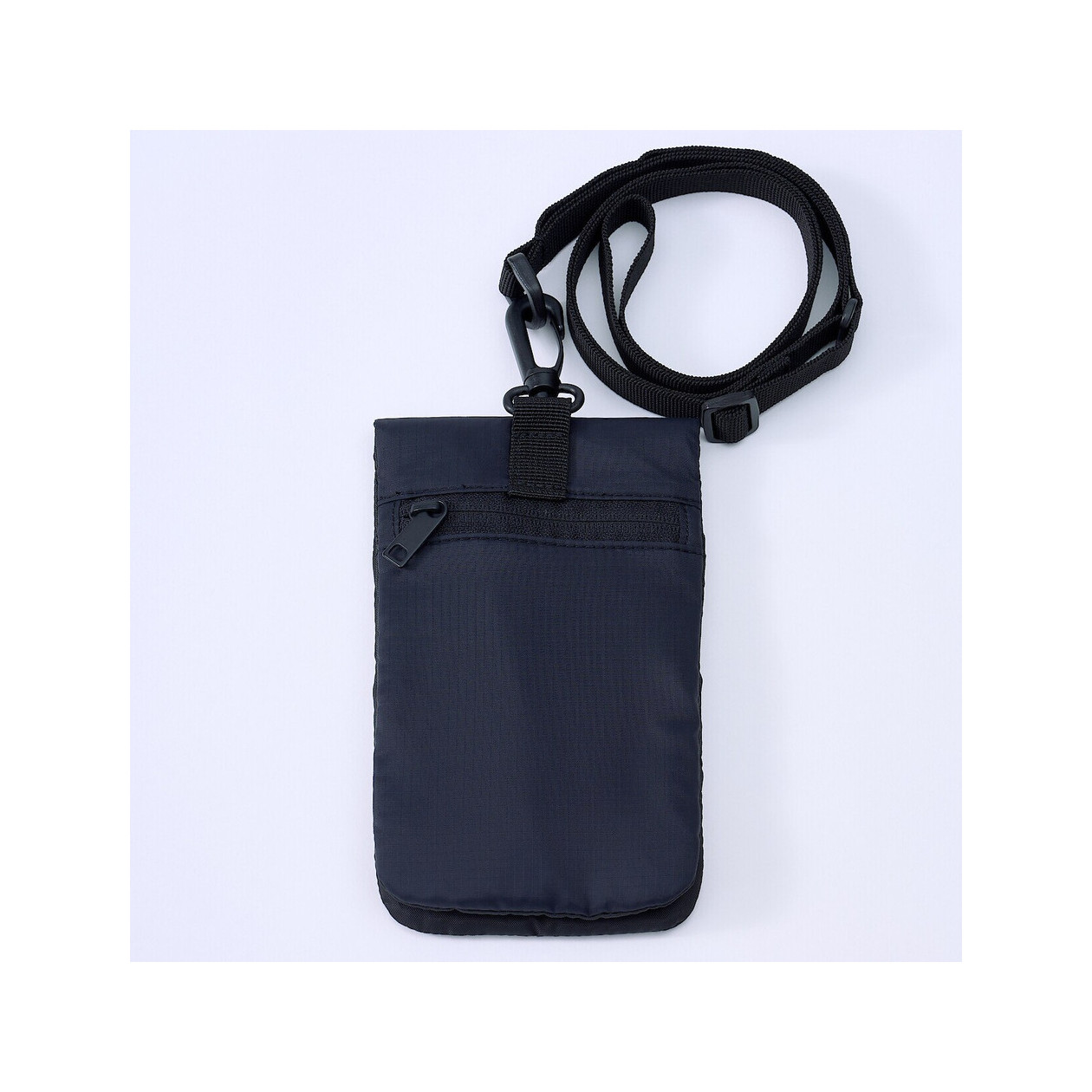 Saszetka z materiału spadochronowego z klapką 11x18 cm