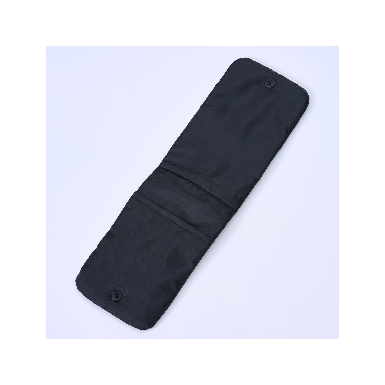 Saszetka z materiału spadochronowego z klapką 11x18 cm