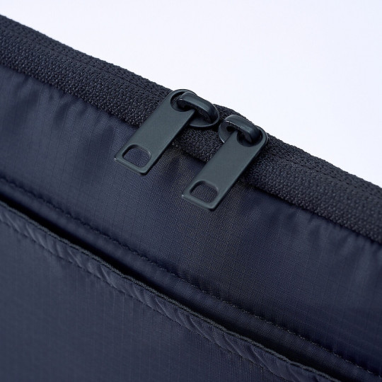 Etui z materiału spadochronowego 25x18 cm