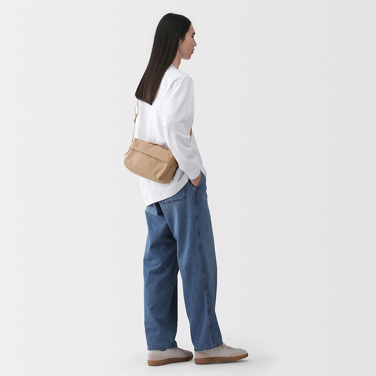 Torebka listonoszka różowa