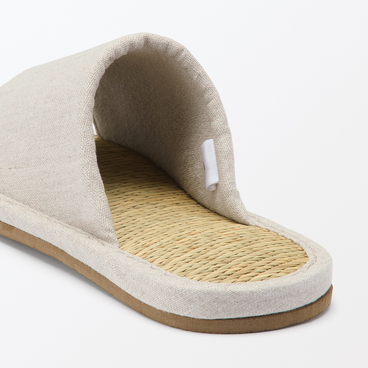 Kapcie igusa z odkrytymi palcami natural